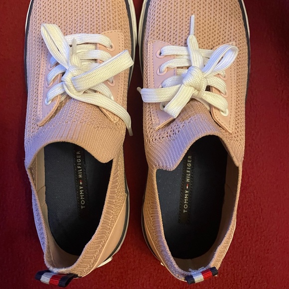 TOMMY HILFIGER, pink TWGessie size 9 textile man made upper. EC worn once. - Picture 2 of 6